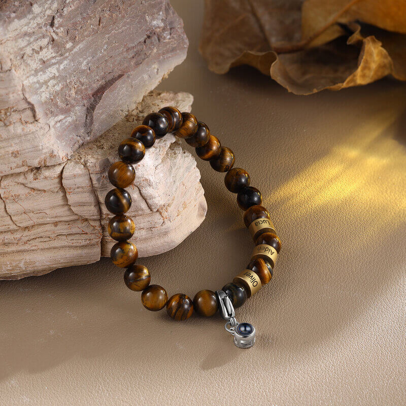 Tigerauge-Steinarmband mit 3 Namensperlen