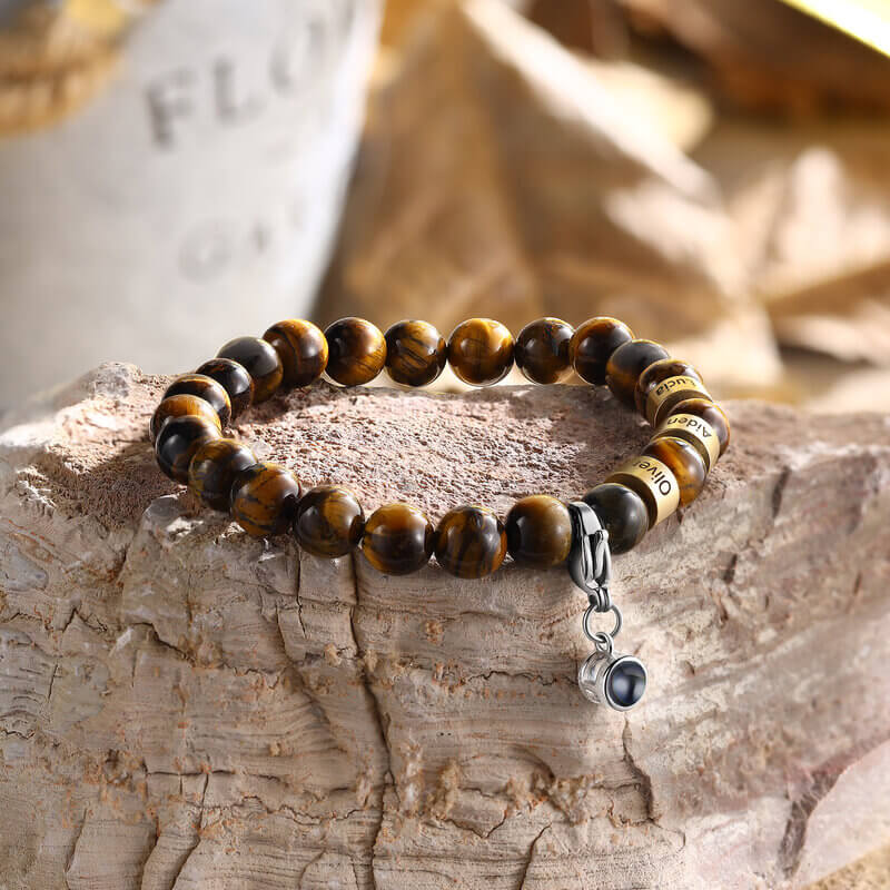 Tigerauge-Steinarmband mit 3 Namensperlen