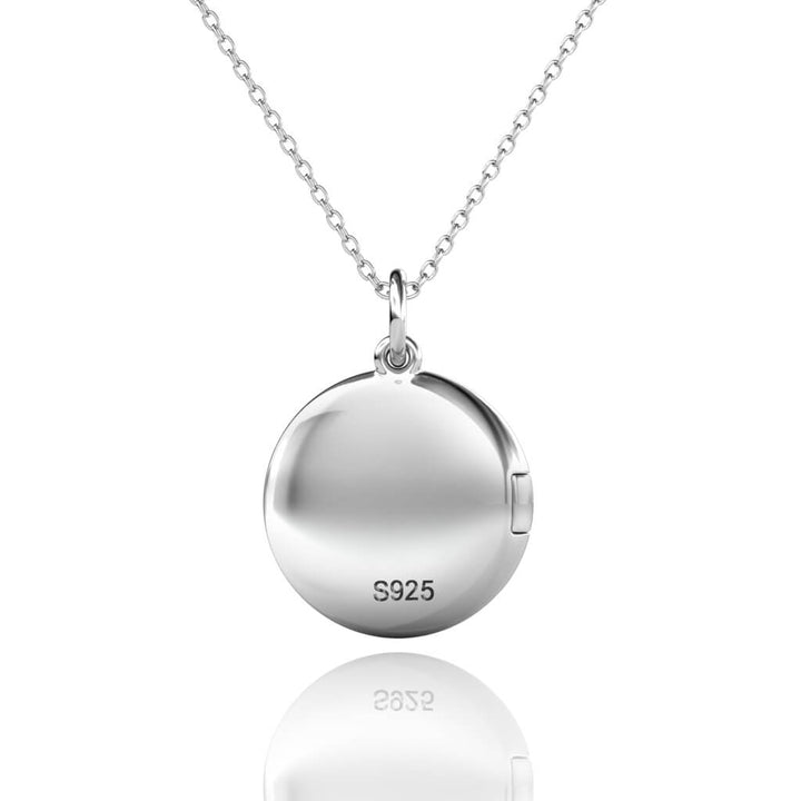 Round Photo Locket Necklace